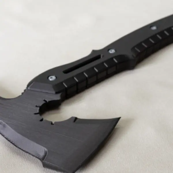 RE-9 "Vanguard" Tactical Hatchet: Leon S. Kennedy Signature Weapon